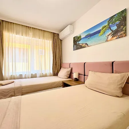 Apartamento Charm 2 *