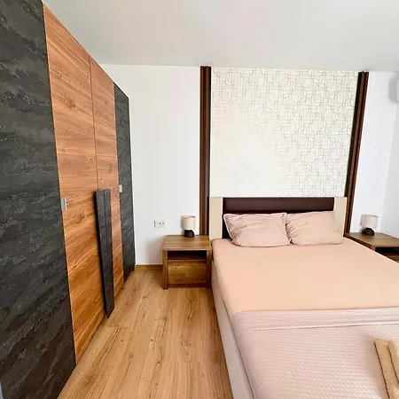 Apartment Charm 2