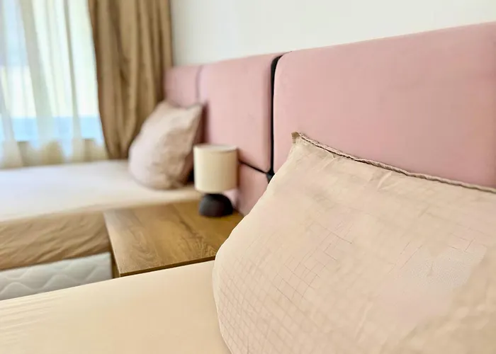 Charm 2 Apartment